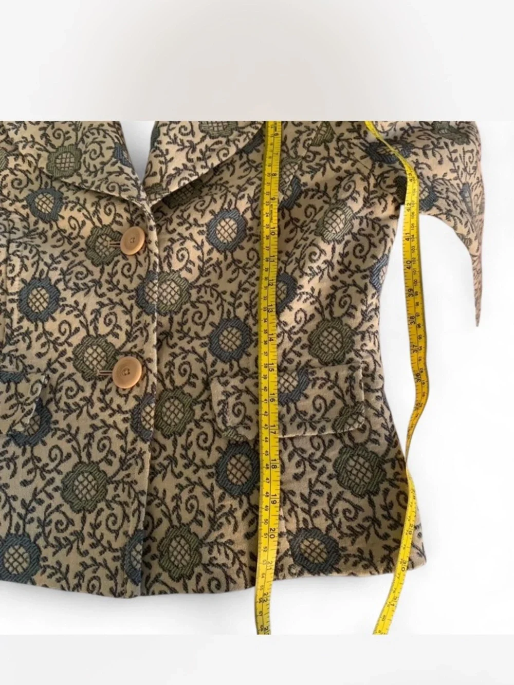 Classy with Boho Flair LOFT Beige Floral Jacquard Cropped Jacket size 8P - Picture 5 of 8